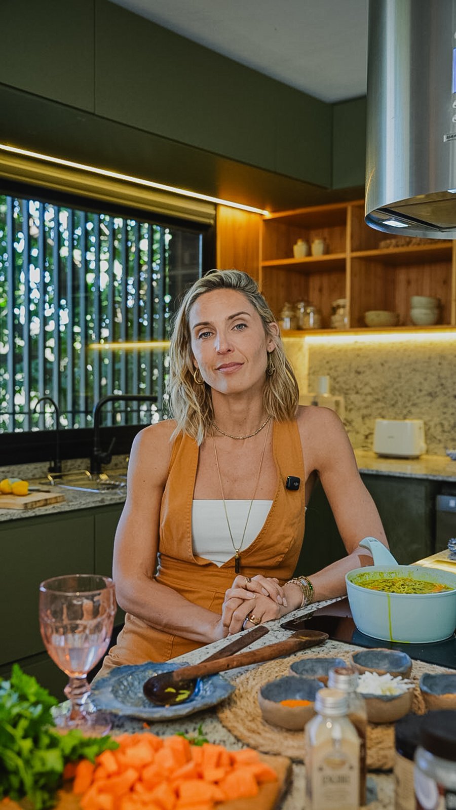 Inés en su cocina